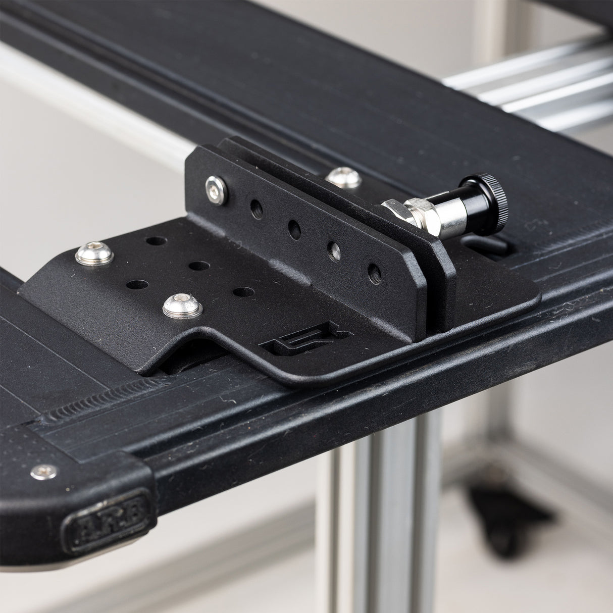 Land Raxx awning plate compatible with every Land Raxx quick release mount